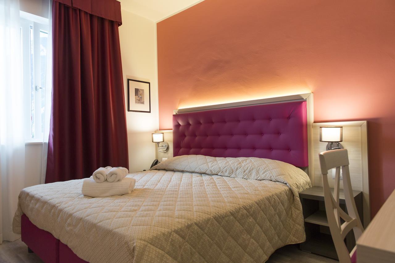 Alma Living Hotel- Al Girarrosto Венцоне Экстерьер фото